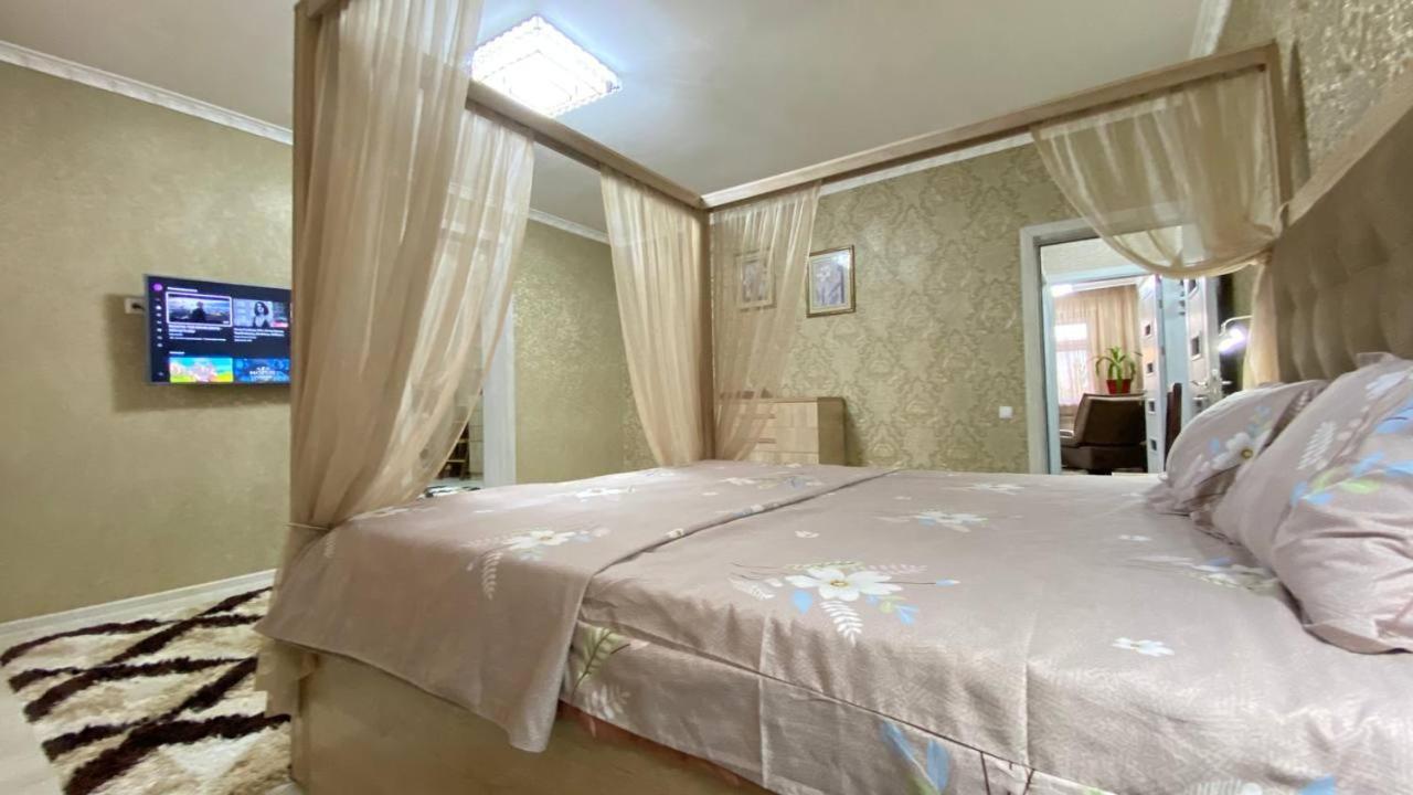 Hi-Tech Apartment In City Center ทาชเคนต์ ภายนอก รูปภาพ