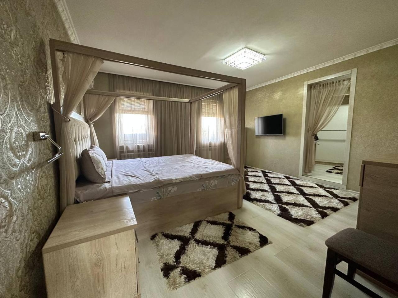 Hi-Tech Apartment In City Center ทาชเคนต์ ภายนอก รูปภาพ